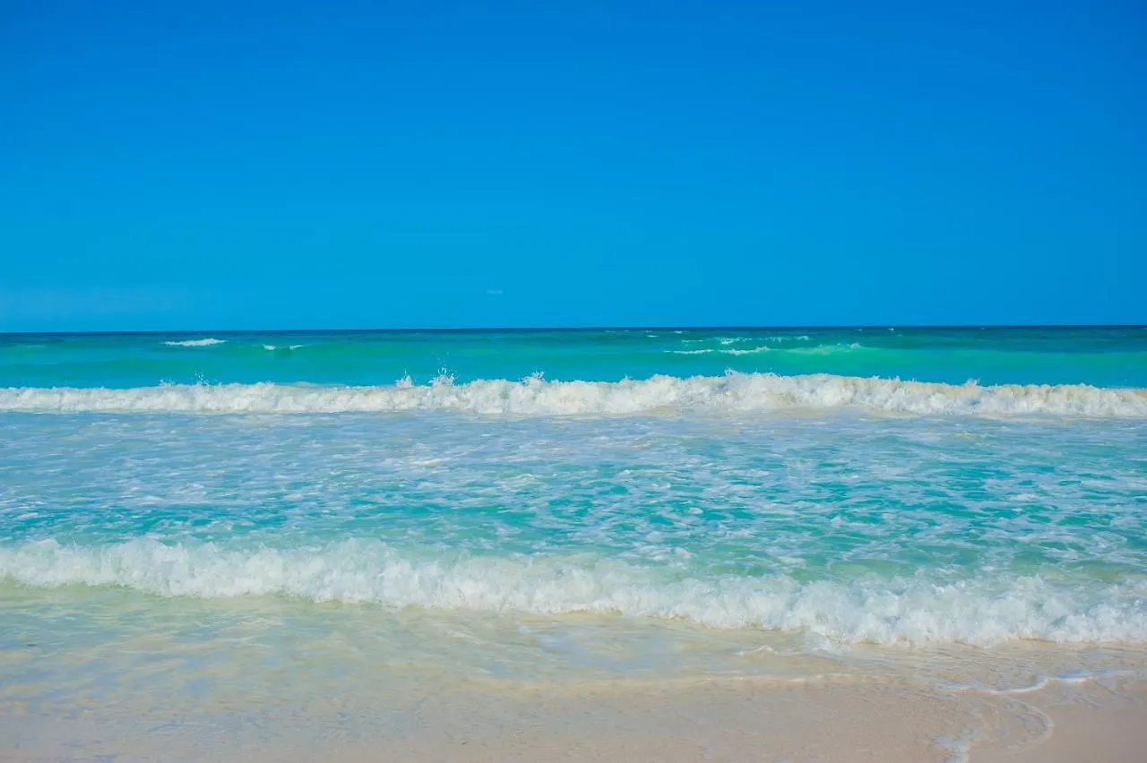 La Luna Tulum By Lockey Hotel